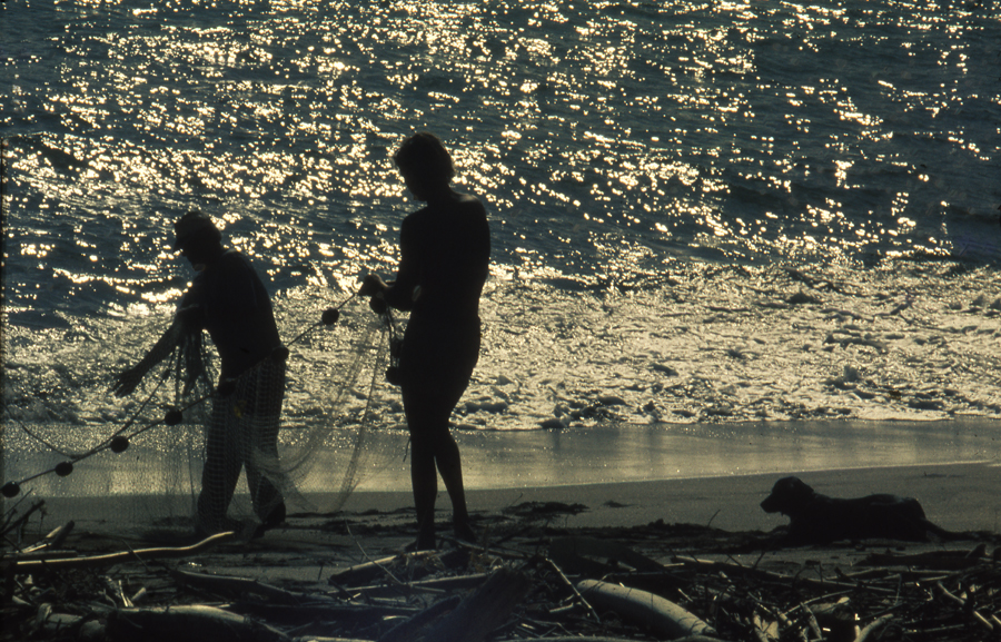 Net fishing Wainiha bay, north shore of Kauaʻi island in Hawaii - 1974 Photo Lloyd Godman