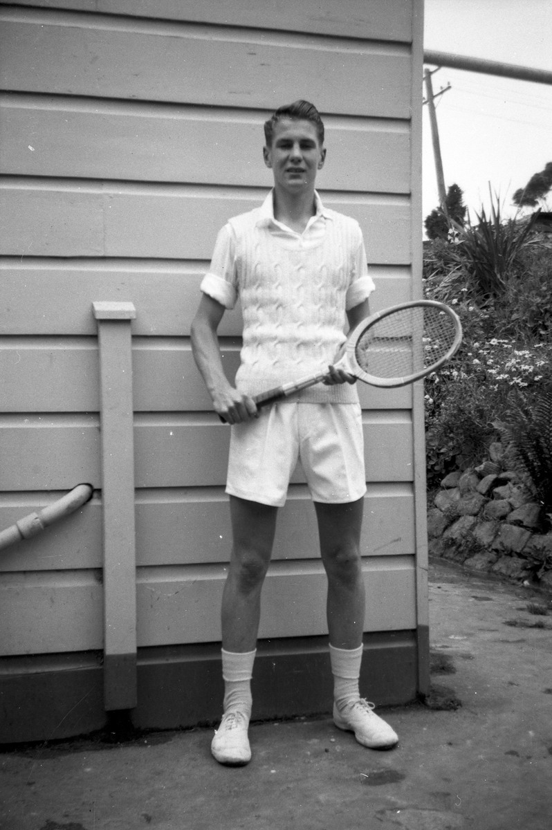 Don Kindley ready to play tennis