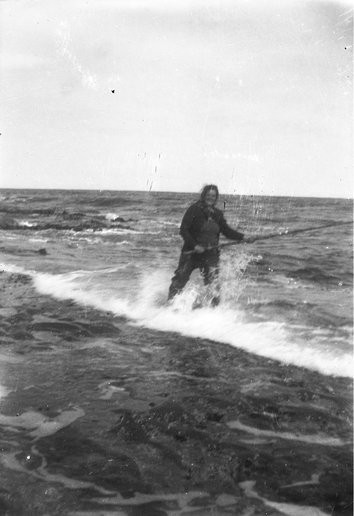 Rachel Kndley (Sinclair) fishing Shag Point, Otago