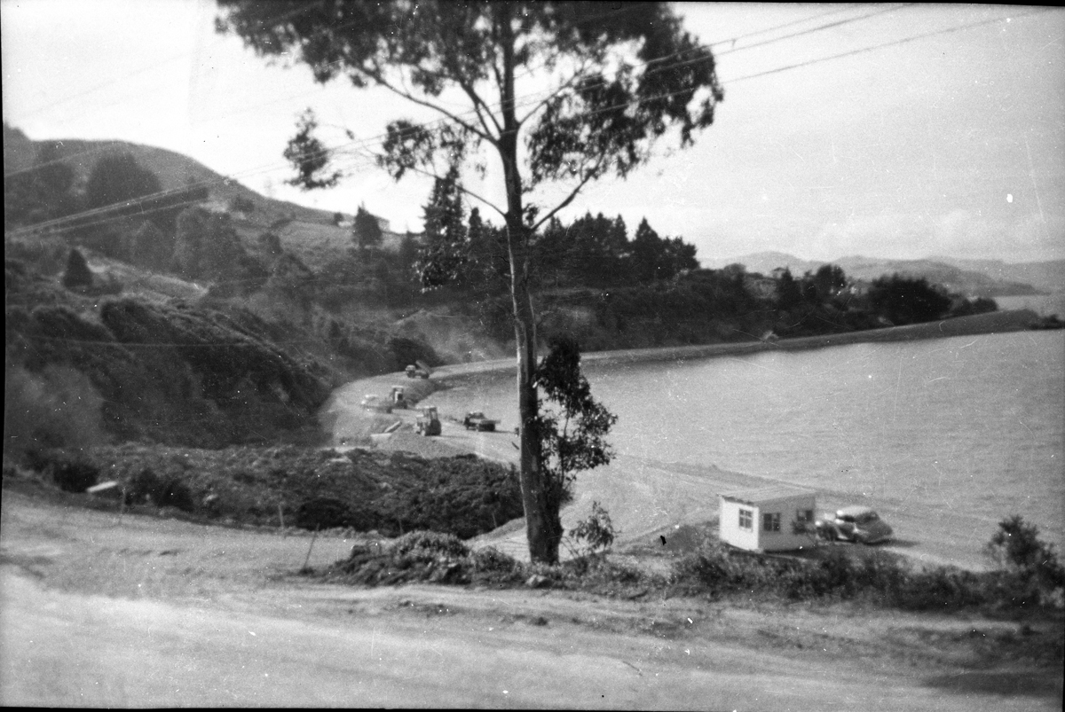 onstruction of the Dunedin to Port Chalmers Rd from Burkes