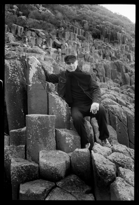 Artist Peter Nicholls at Blackhead