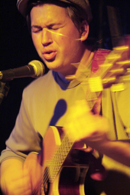 Josh Teskey - Melbourne 2006 lloyd Godman