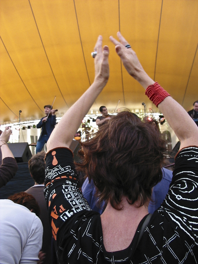 Les Yeux Noirs - Womadelaide Adelaide Australia 2005 - photograph Lloyd Godman
