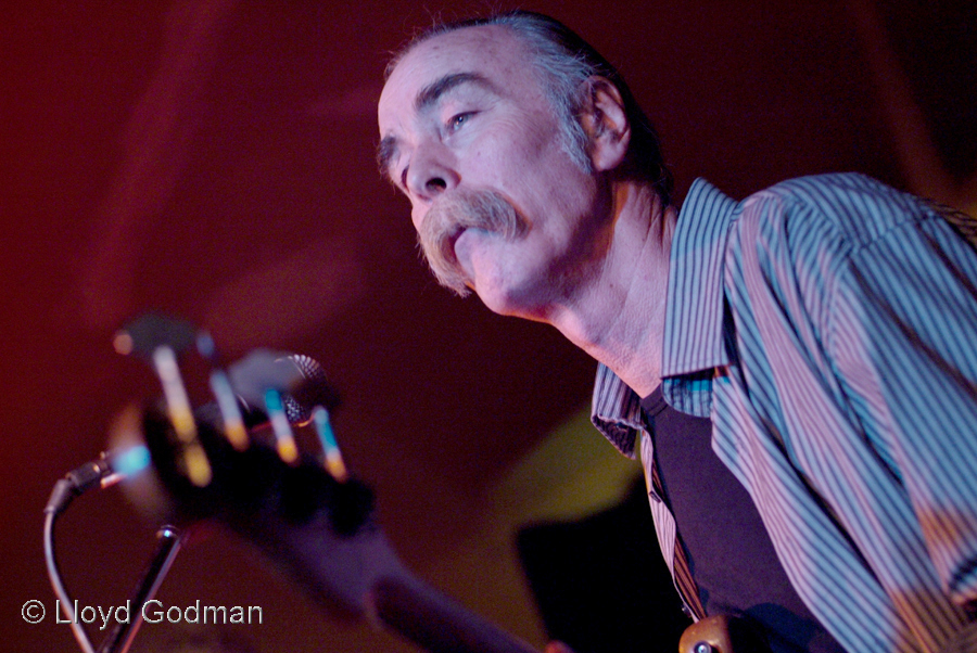 Bill Putt, Spectrum, St Andrews Pub, 2009 - photograph Lloyd Godman