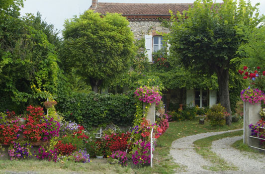 house in the Blacons district, Lloyd Godman