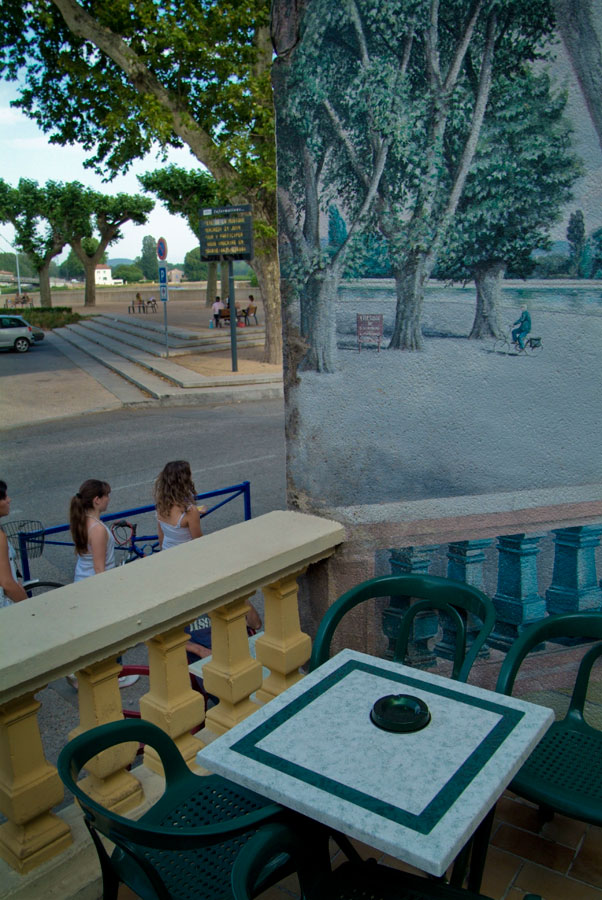 Cafe Garden, Southern France - photograph - © Lloyd Godman